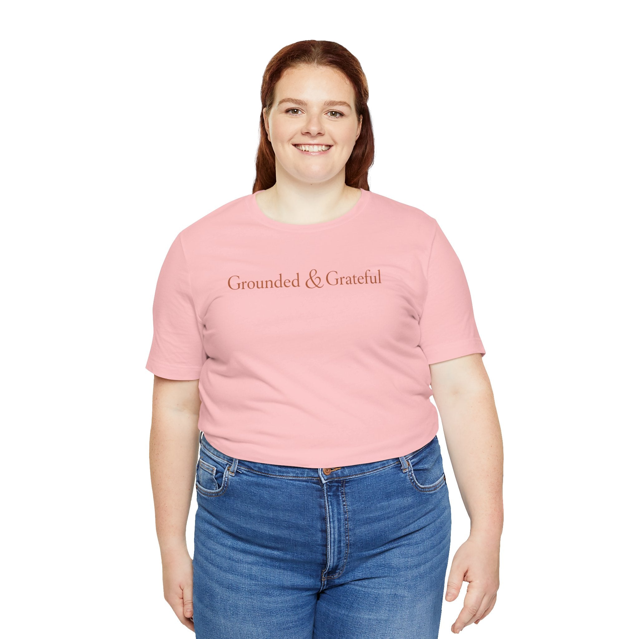 Grounded & Grateful Tee — Minimal Inspirational Graphic Shirt